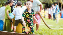 吴诗浩(温文尔雅 学识渊博)_吴诗浩名字打分怎么样