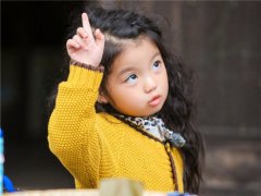 杨晓洁(热情洋溢 冰清玉洁)_杨晓洁名字打分怎么样